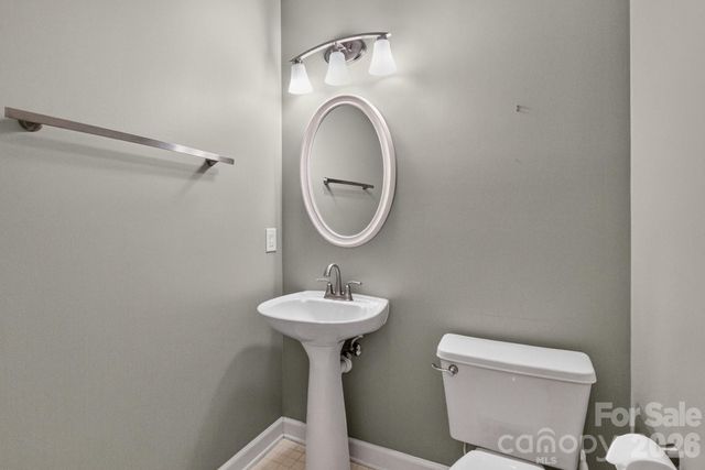 5726 Swanston Drive, Charlotte, NC 28269