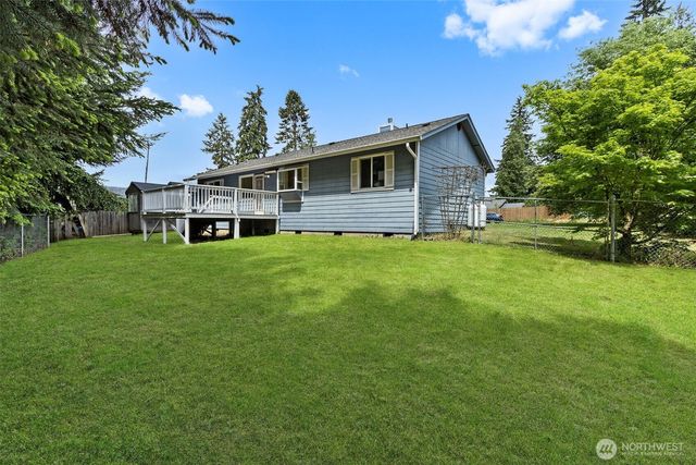218 Saint Helens Way, Winlock, WA 98596