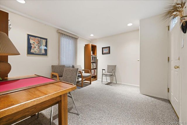786 Bethlynn Court, East Meadow, NY 11554