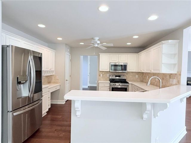 561 Sweetfern Lane, Sugar Hill, GA 30518