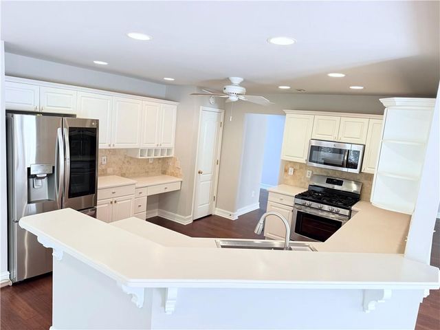 561 Sweetfern Lane, Sugar Hill, GA 30518