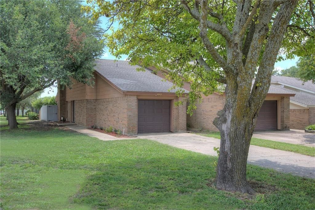 6810 Ports O Call Drive, Rowlett, TX 75088