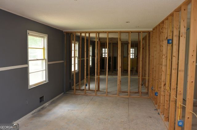 1360 Ellis Road, Griffin, GA 30223