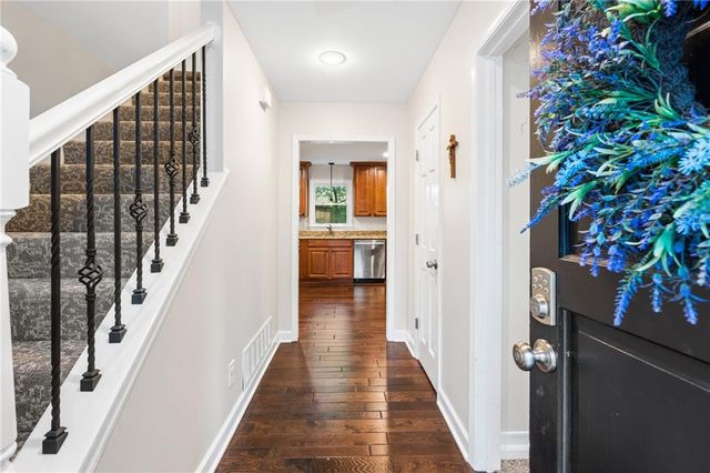 1134 E Sleepy Hollow Drive, Olathe, KS 66062