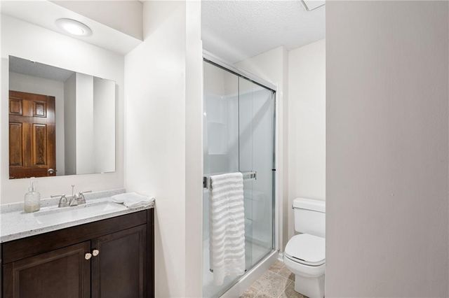 1134 E Sleepy Hollow Drive, Olathe, KS 66062