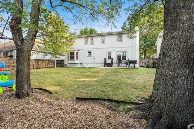 1134 E Sleepy Hollow Drive, Olathe, KS 66062