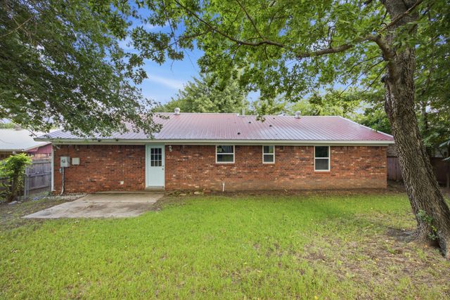 411 W Park Avenue, Mcalester, OK 74501
