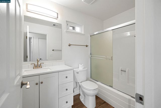 3712 Willow Pass Rd 31, Concord, CA 94519