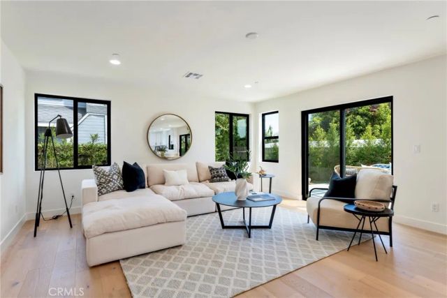 184 W Highland, Sierra Madre, CA 91024