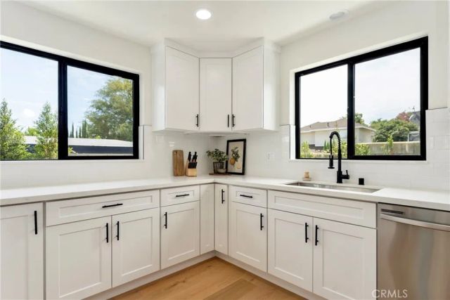 184 W Highland, Sierra Madre, CA 91024