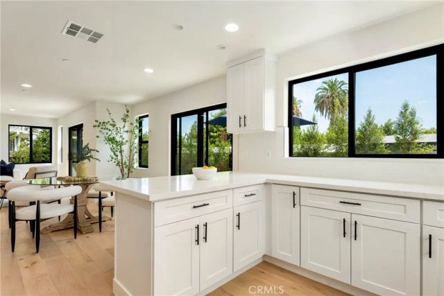 184 W Highland, Sierra Madre, CA 91024