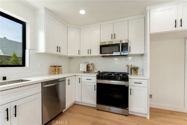 184 W Highland, Sierra Madre, CA 91024