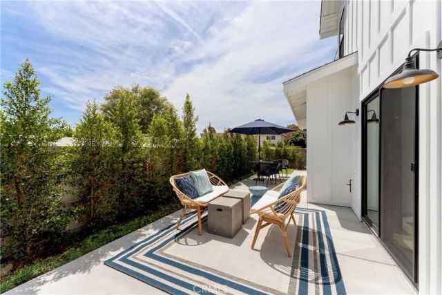 184 W Highland, Sierra Madre, CA 91024