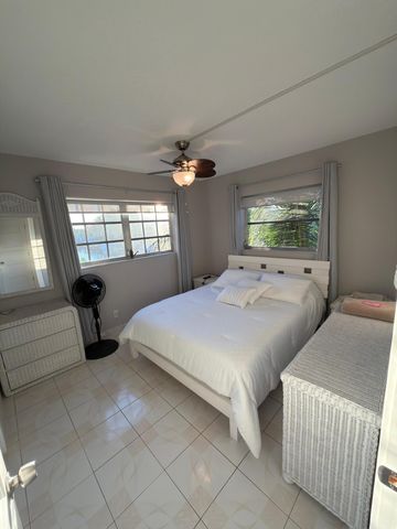 450 Paradise Isle Boulevard 201, Hallandale Beach, FL 33009