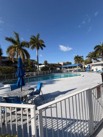 450 Paradise Isle Boulevard 201, Hallandale Beach, FL 33009