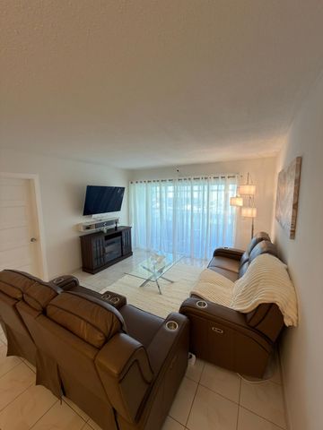 450 Paradise Isle Boulevard 201, Hallandale Beach, FL 33009