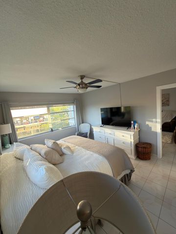 450 Paradise Isle Boulevard 201, Hallandale Beach, FL 33009
