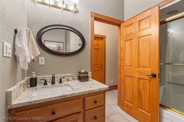 904 River Overlook Loop, Van Buren, AR 72956