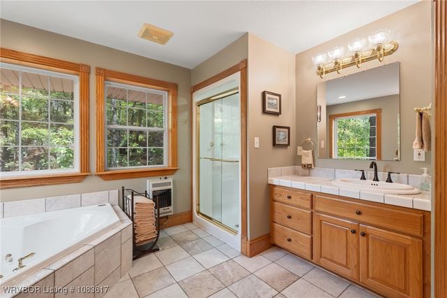 904 River Overlook Loop, Van Buren, AR 72956