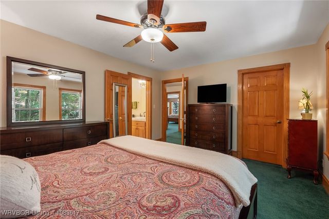 904 River Overlook Loop, Van Buren, AR 72956