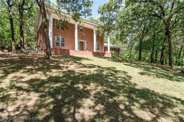 904 River Overlook Loop, Van Buren, AR 72956