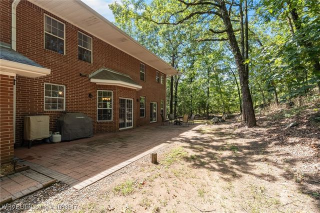 904 River Overlook Loop, Van Buren, AR 72956