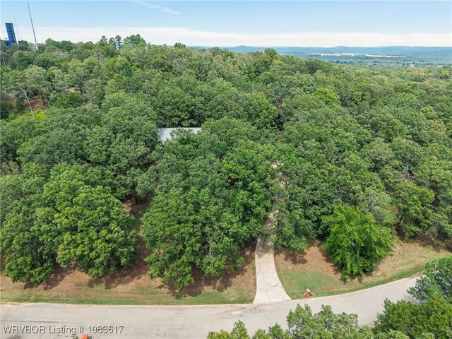 904 River Overlook Loop, Van Buren, AR 72956