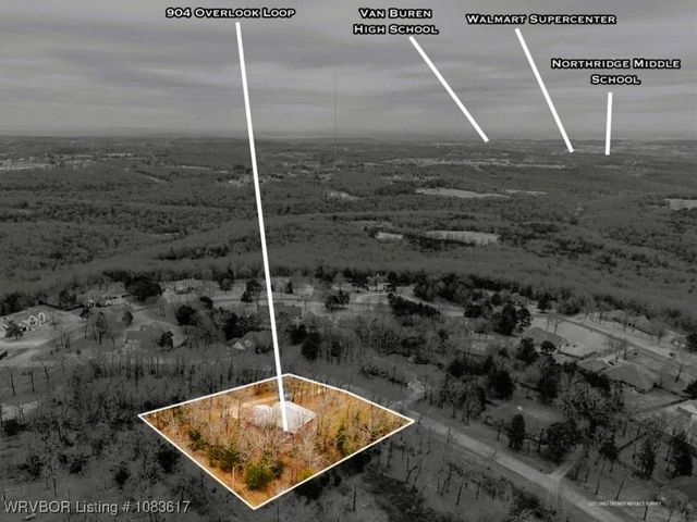 904 River Overlook Loop, Van Buren, AR 72956