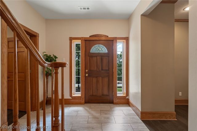 904 River Overlook Loop, Van Buren, AR 72956