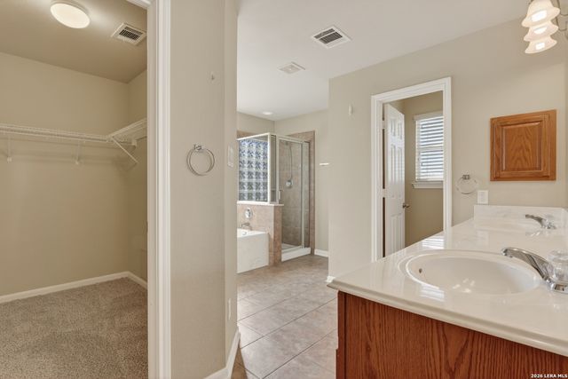 8510 Espanola, Helotes, TX 78023