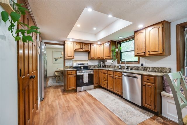 209 Kimbary Drive, Dayton, OH 45458