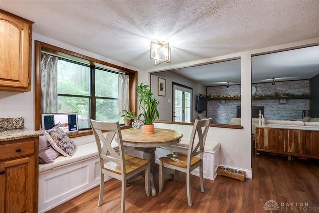 209 Kimbary Drive, Dayton, OH 45458
