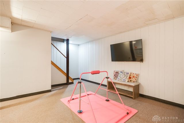 209 Kimbary Drive, Dayton, OH 45458