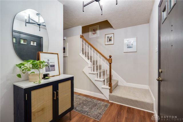 209 Kimbary Drive, Dayton, OH 45458