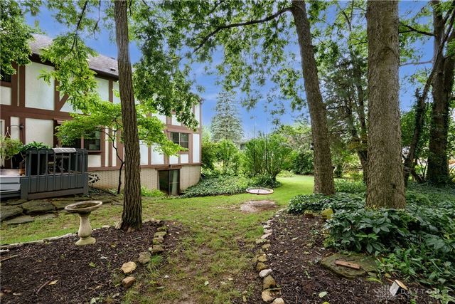 209 Kimbary Drive, Dayton, OH 45458