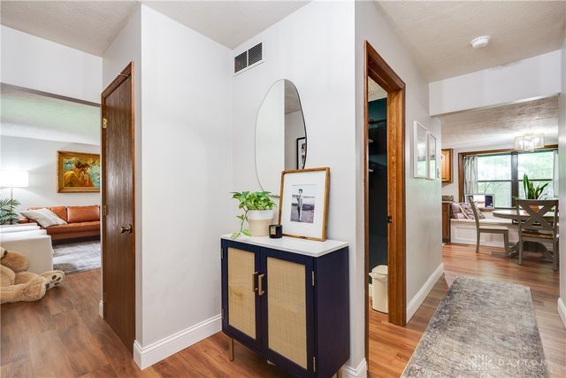 209 Kimbary Drive, Dayton, OH 45458