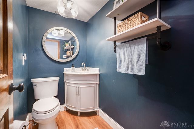 209 Kimbary Drive, Dayton, OH 45458