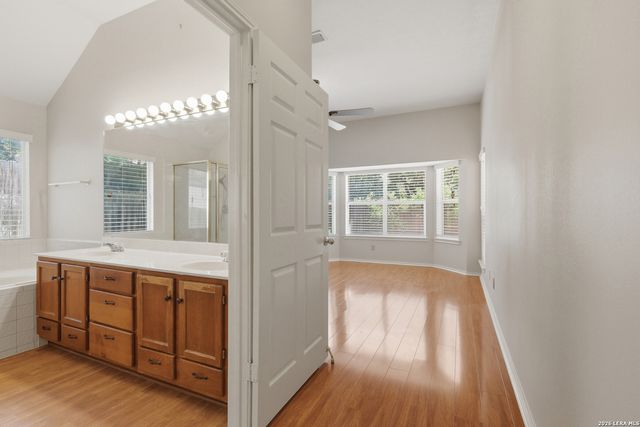 15206 Spring Smoke, San Antonio, TX 78247