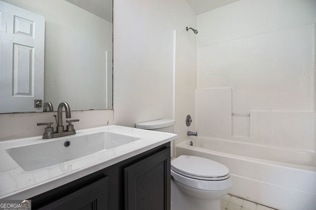 69 Princeton Glen Court, Adairsville, GA 30103