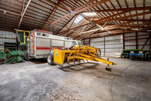 2120 S Lasalle Road, Seneca, IL 61360