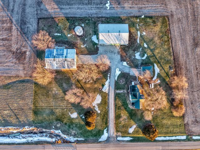 2120 S Lasalle Road, Seneca, IL 61360