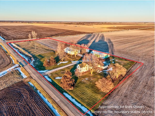 2120 S Lasalle Road, Seneca, IL 61360