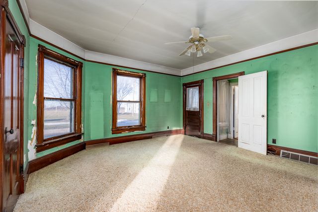 2120 S Lasalle Road, Seneca, IL 61360