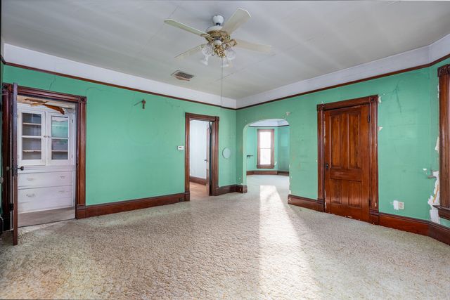 2120 S Lasalle Road, Seneca, IL 61360