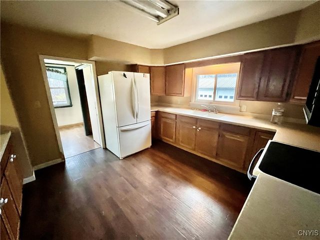 554 County Route 8, Granby, NY 13069