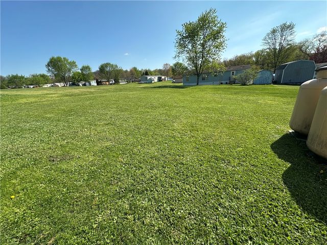137 Brook Lane, Middlesex Twp, PA 16059