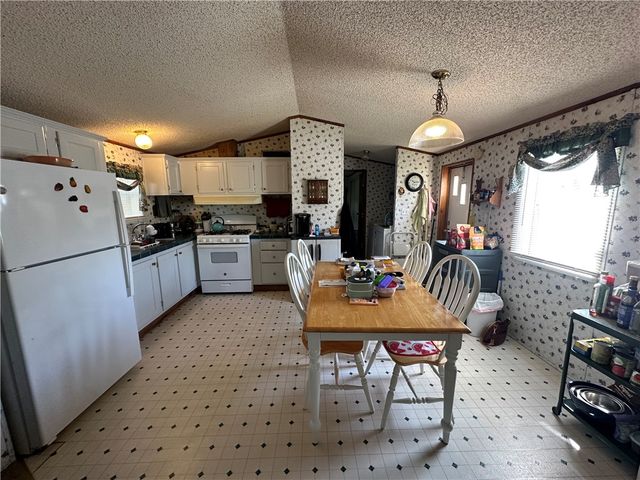 137 Brook Lane, Middlesex Twp, PA 16059