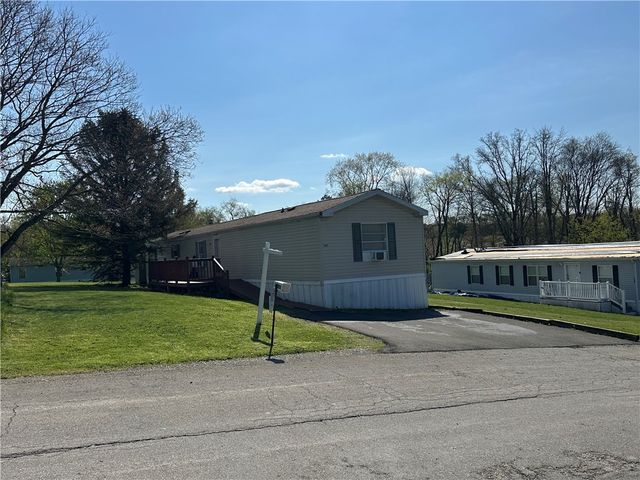 137 Brook Lane, Middlesex Twp, PA 16059