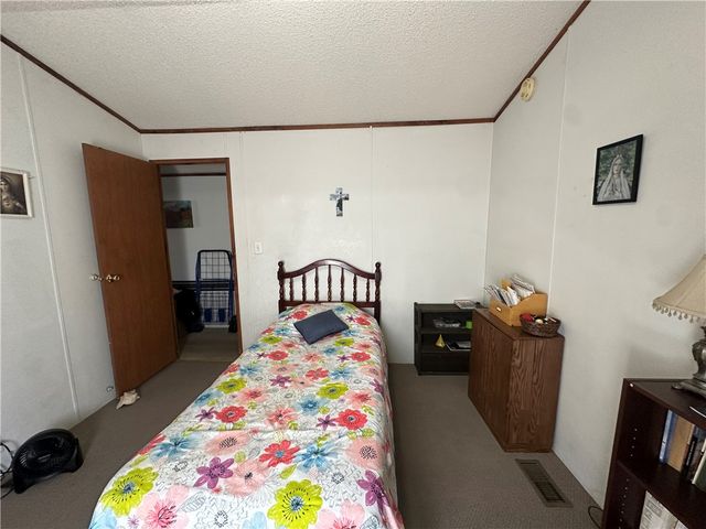 137 Brook Lane, Middlesex Twp, PA 16059