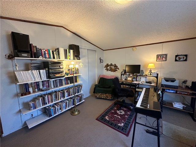 137 Brook Lane, Middlesex Twp, PA 16059